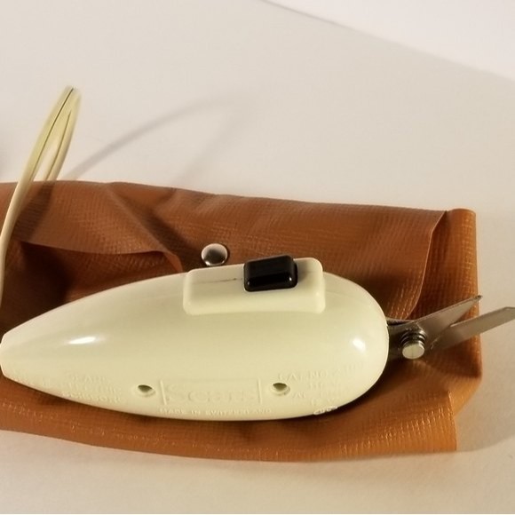 SEARS Electric Scissors - Picture 1 of 8